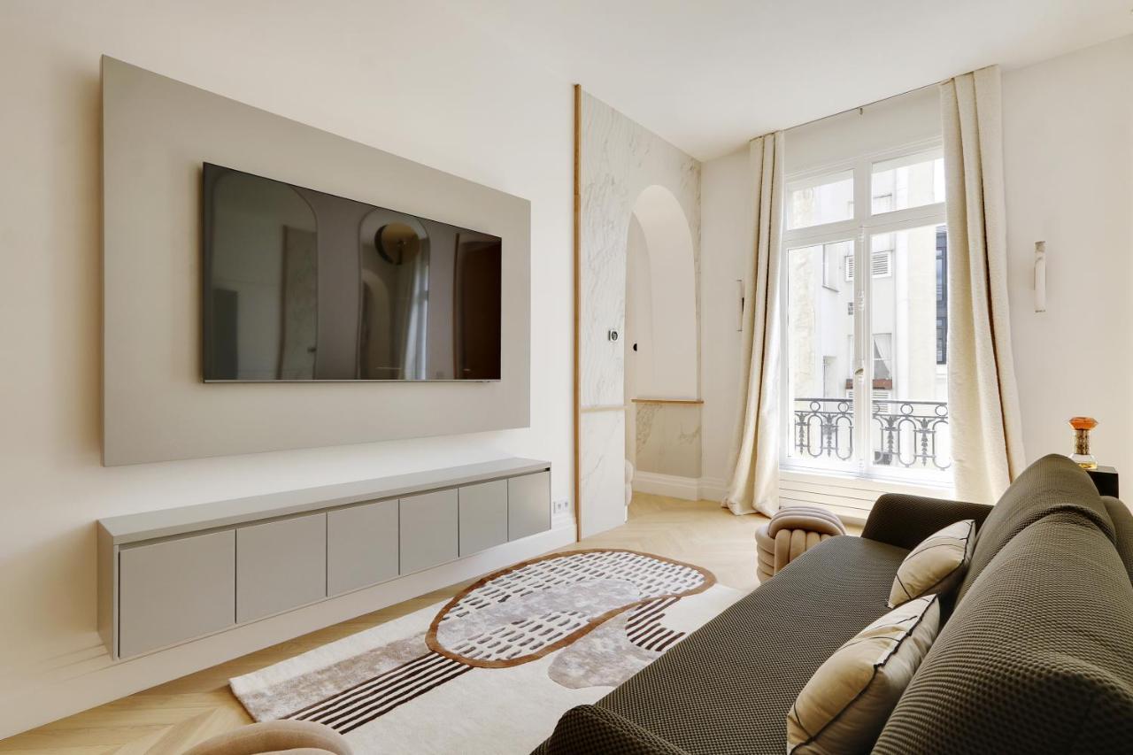 Apartment Pick A Flat's In Champs Elysees - Rue Jouffroy D'abbans