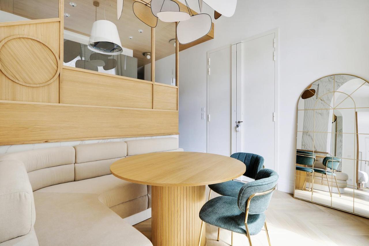 Pick A Flat's In Champs Elysees - Rue Jouffroy D'abbans Paris