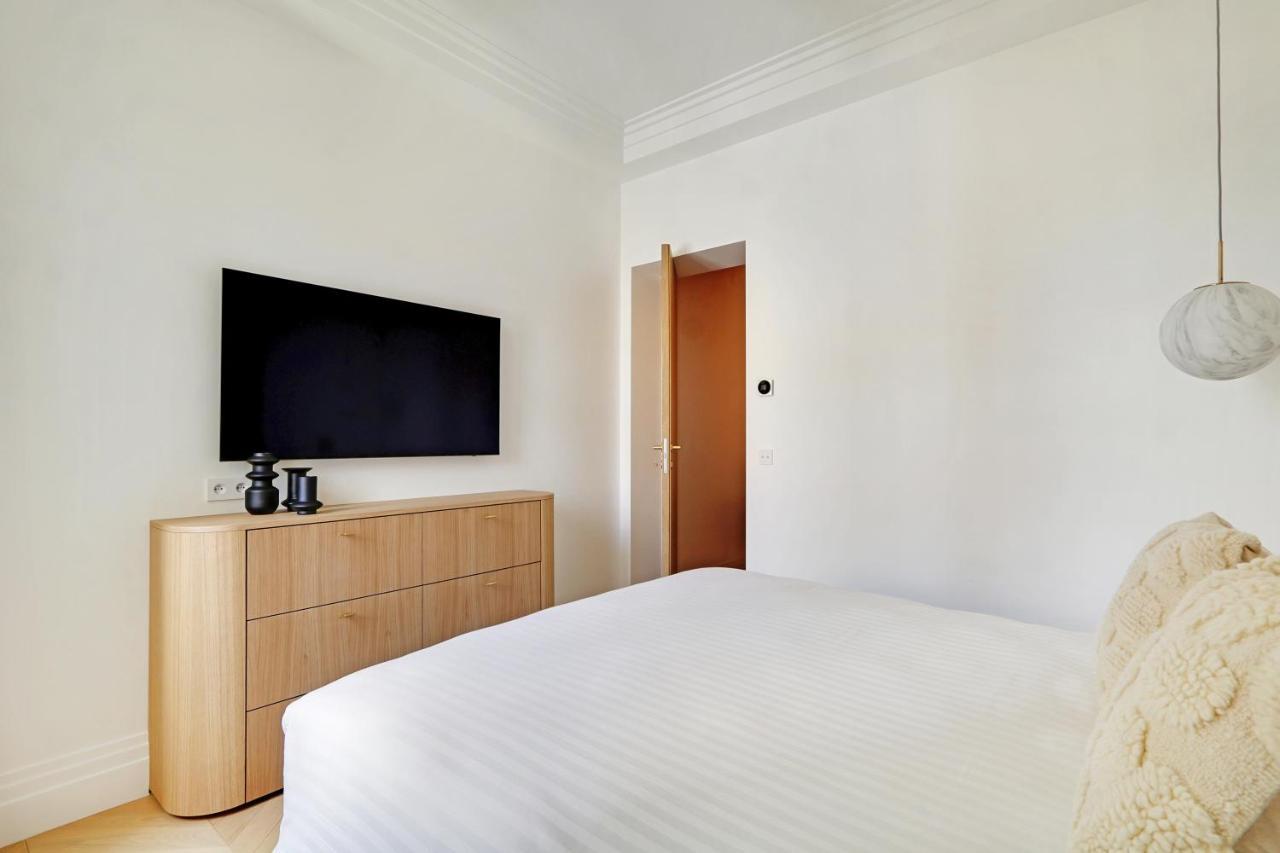 Apartment Pick A Flat's In Champs Elysees - Rue Jouffroy D'abbans *