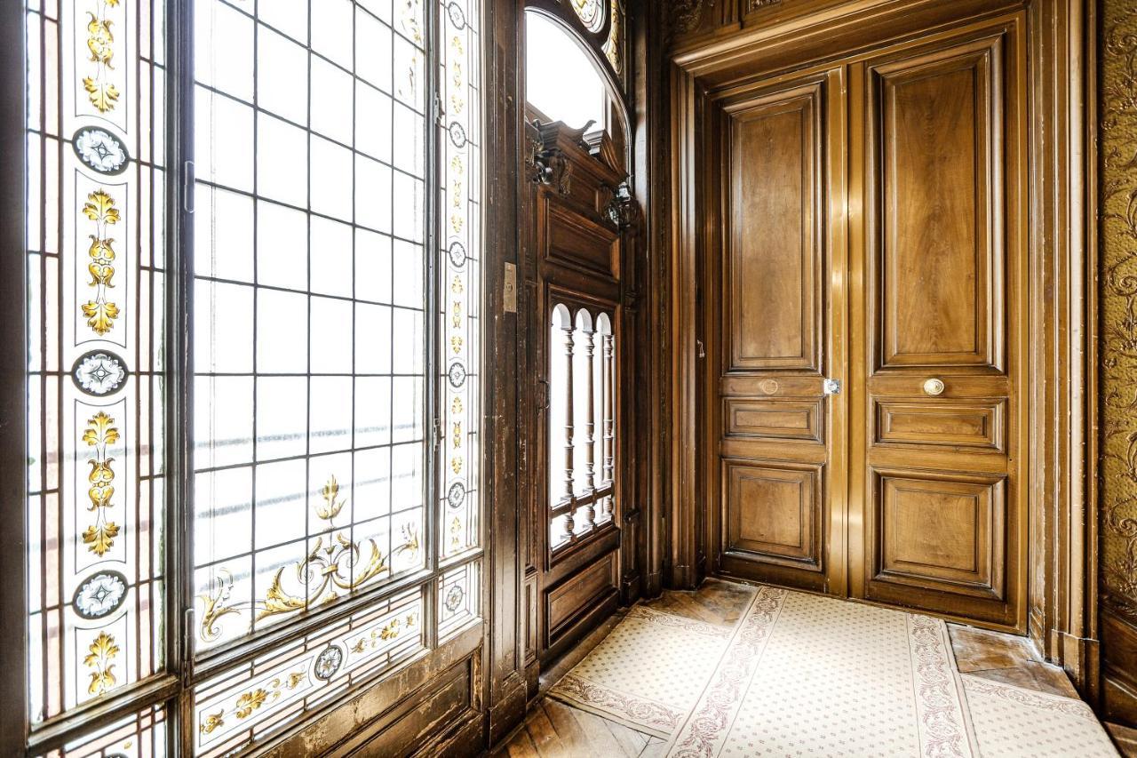 Pick A Flat's In Champs Elysees - Rue Jouffroy D'abbans * Paris
